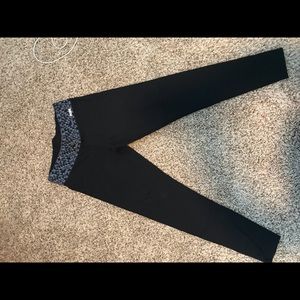 VS Pink Ultimate Legging